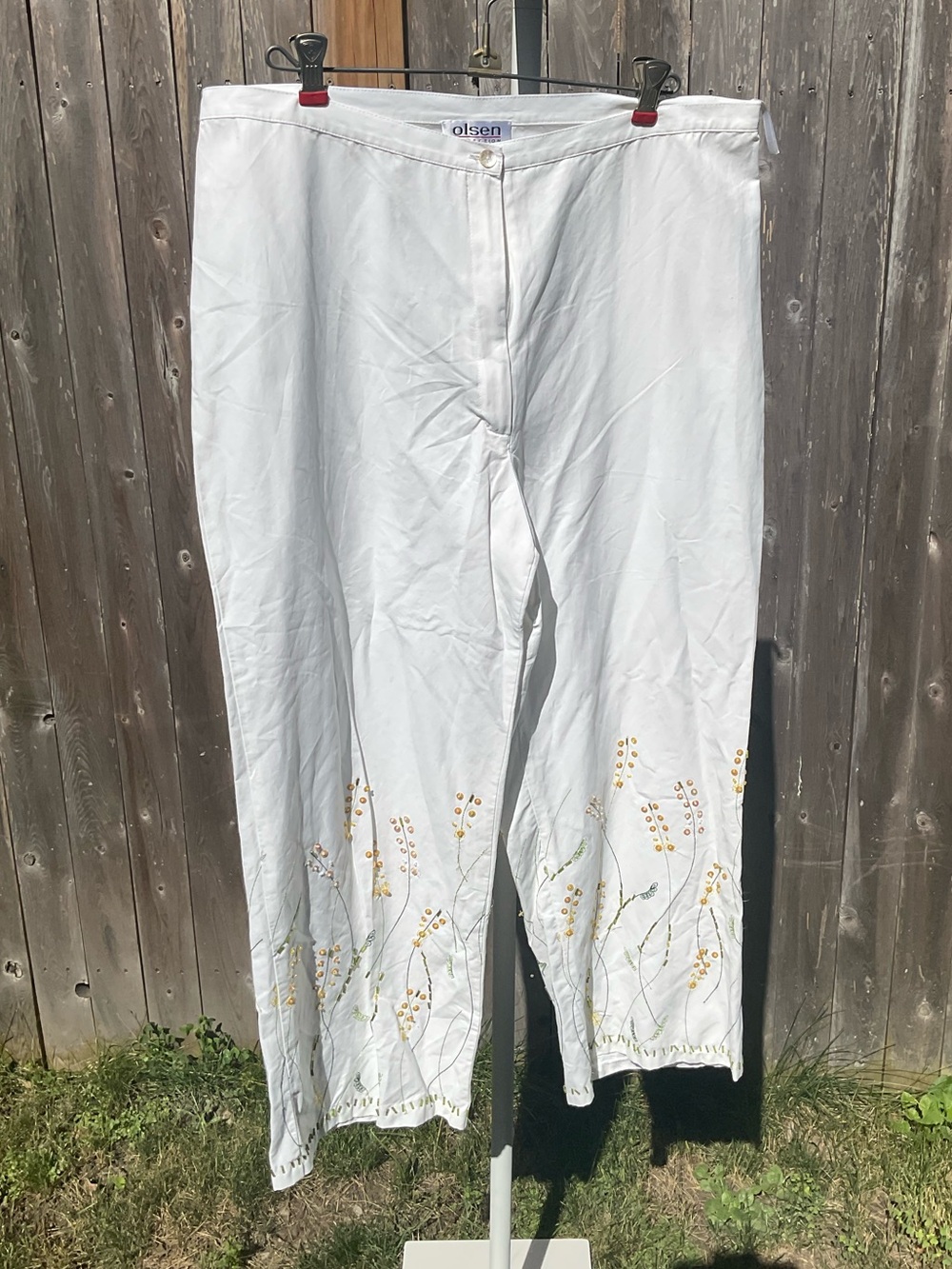 White Embroidered Capris